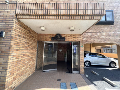 【エントランス】 | ストーンフィールドNO.3