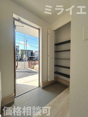 【新築戸建】札幌市手稲区新発寒三条4丁目6棟の玄関