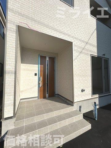 【新築戸建】札幌市手稲区新発寒三条4丁目6棟のエントランス