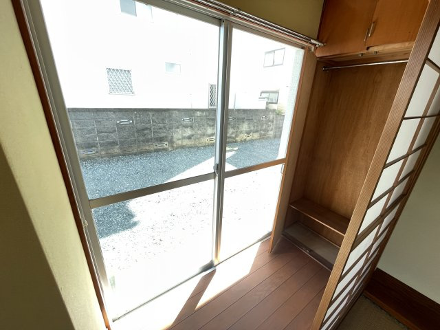 三方原町貸店舗の内装