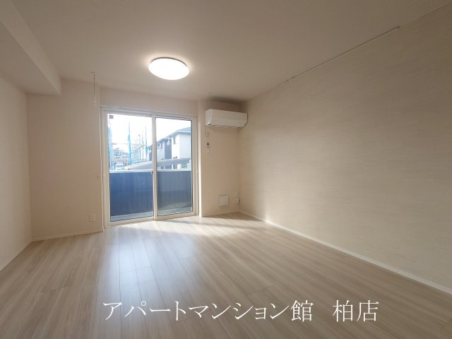 Ferro Palazzo D棟の居間・リビング