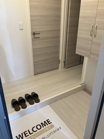 ファーストステージ下小林Ⅱの玄関