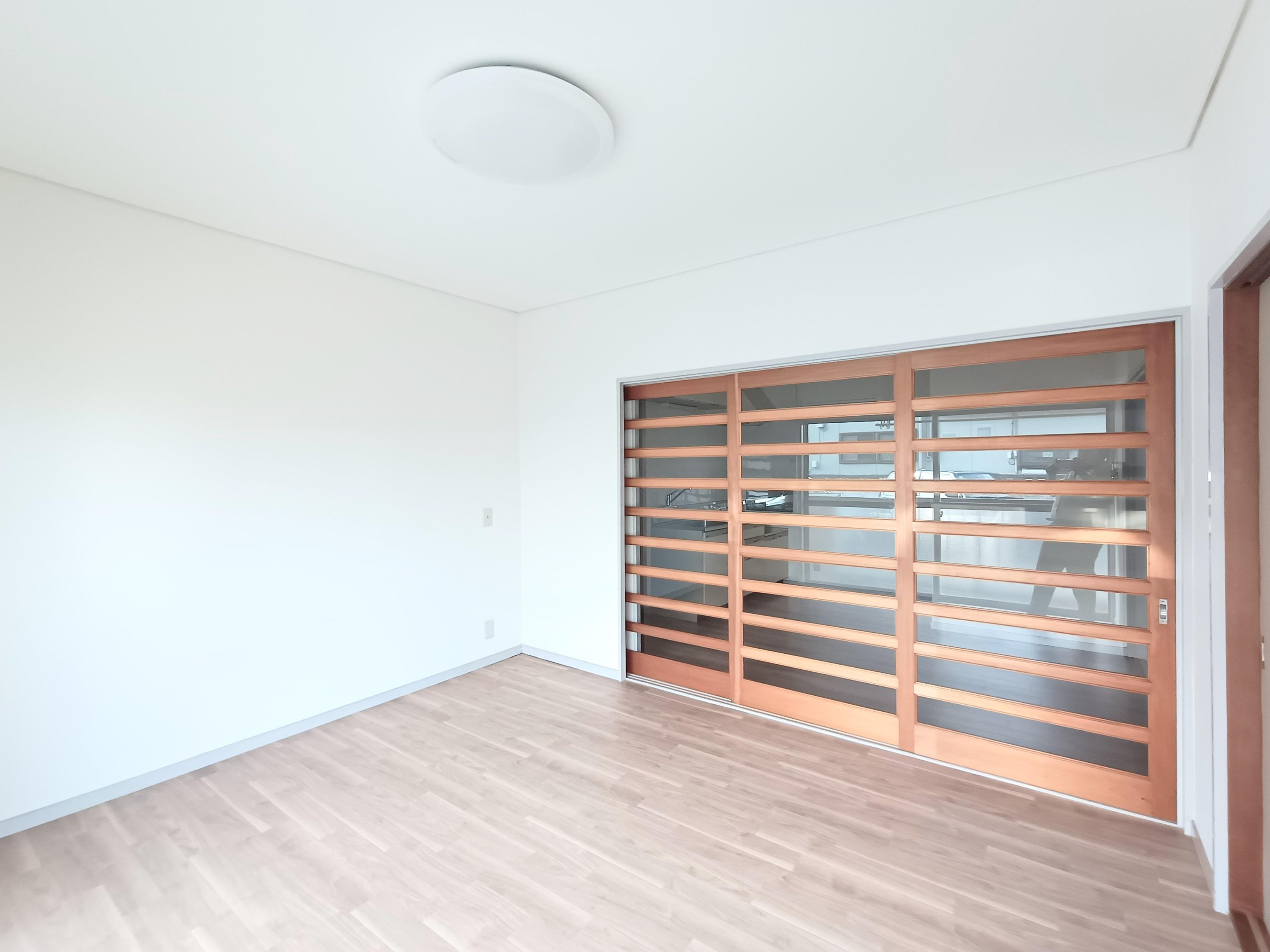 高南ハイツの洋室