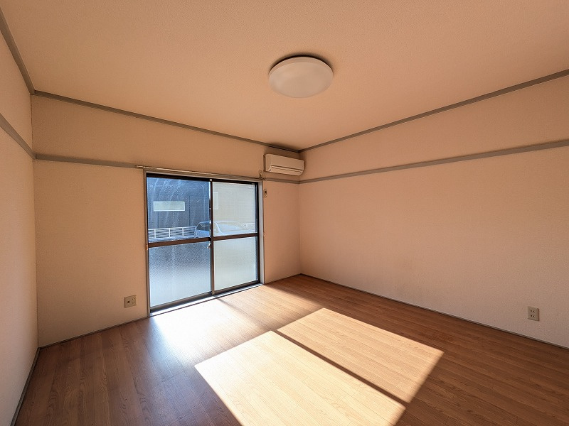 ベルディア浜町の居間・リビング