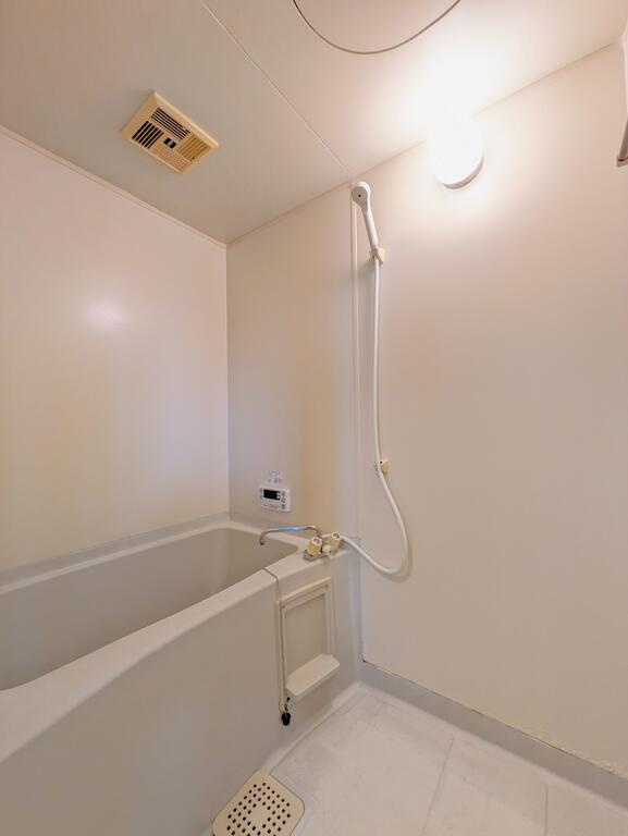 天良レジデンスの浴室