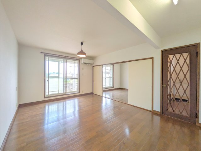 グリーンパークレジデンスＢの居間・リビング