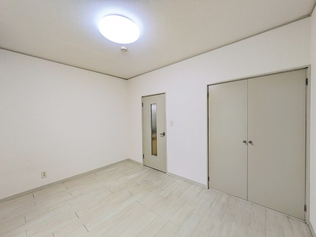 ゴールドクレイ太田の洋室