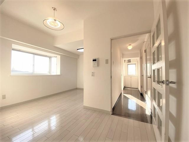 カンケン西藤マンションの居間・リビング