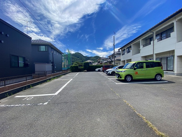 Ｋフラットの駐車場
