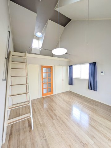 ジョイフル上原の内装