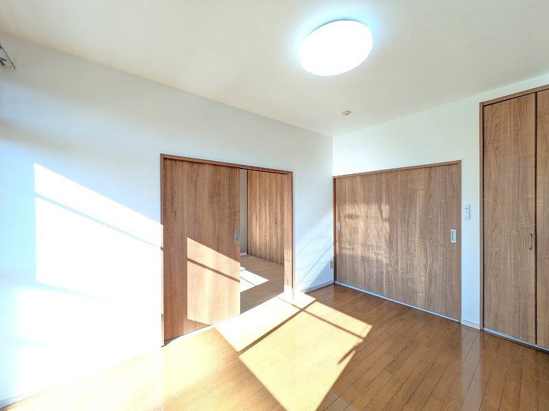 ミオカステーロのその他