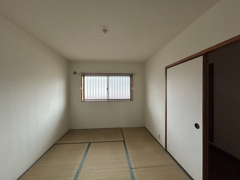 シャルマン枝川の和室