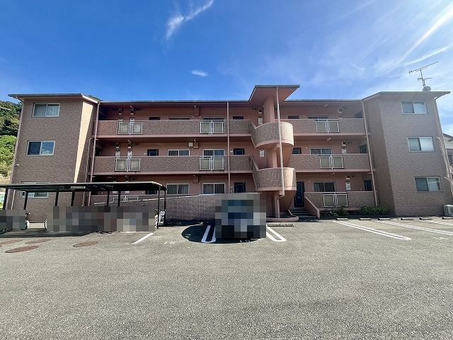 シャルマン枝川の外観