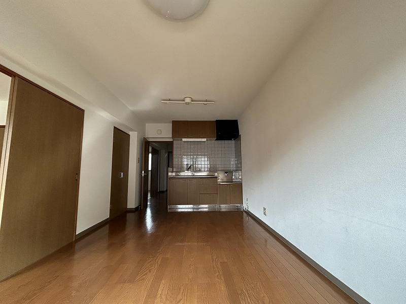 シャルマン枝川の居間・リビング