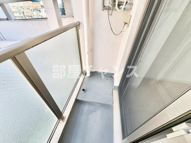 吉川屋ビルのバルコニー