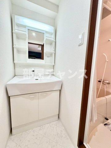 吉川屋ビルの洗面所