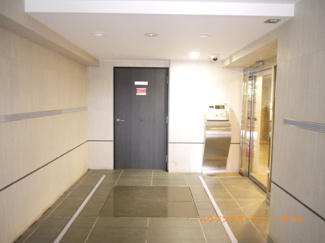 【エントランス】