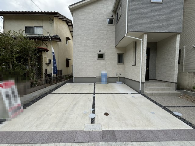 中古戸建　安東5丁目の駐車場