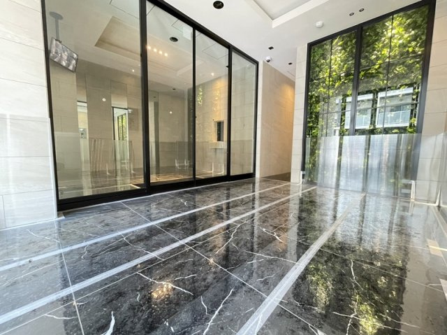 大阪市東成区深江南１丁目の賃貸マンションのロビー