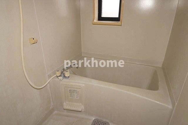 サンビレッジ一ツ橋 B棟の浴室|落ち着いた空間のお風呂です