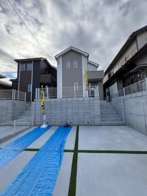 【外観】 | 神戸市垂水区学が丘4丁目　新築戸建　仲介手数料無料！ | 落ち着いた雰囲気の外観です