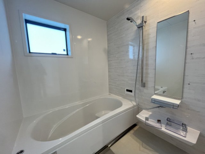 【浴室】 | 読谷村渡慶次2期（全3棟）1・3号棟 | 1号棟　浴室換気乾燥機付き♪