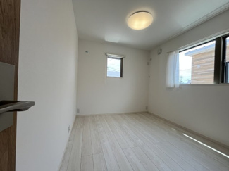 【洋室】 | 読谷村渡慶次2期（全3棟） | 1号棟　洋室5.3帖＋CL付き♪