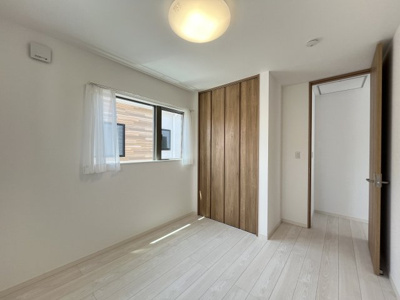 【洋室】 | 読谷村渡慶次2期（全3棟） | 1号棟　洋室5.3帖＋CL付き♪