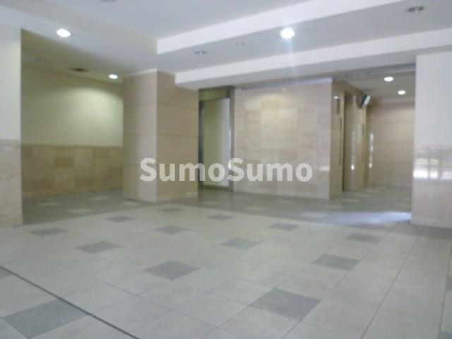 神戸市兵庫区駅南通２丁目の賃貸マンションのロビー