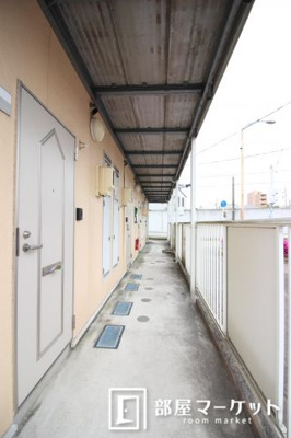 【エントランス】 | ヘリテージ