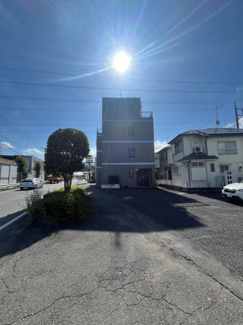 【外観】 | 比企郡川島町上伊草　二世帯住宅　西武新宿線『本川越駅』バス21分　【伊草小学区】