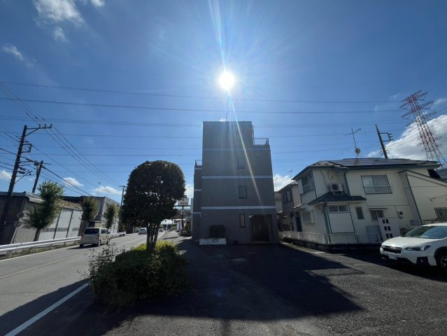 比企郡川島町上伊草　二世帯住宅　西武新宿線『本川越駅』バス21分　【伊草小学区】の外観