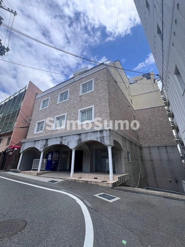 サンビルダー北野異人館通の外観