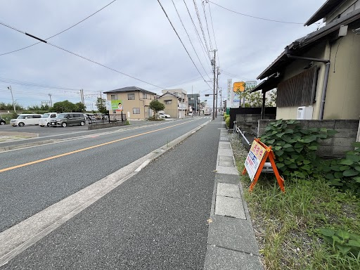 売中古戸建　湖西市新居町新居の前面道路含む現地写真|移動の際にも便利です。