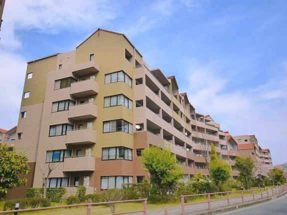 ローレルスクエア登美ヶ丘第1期1番館