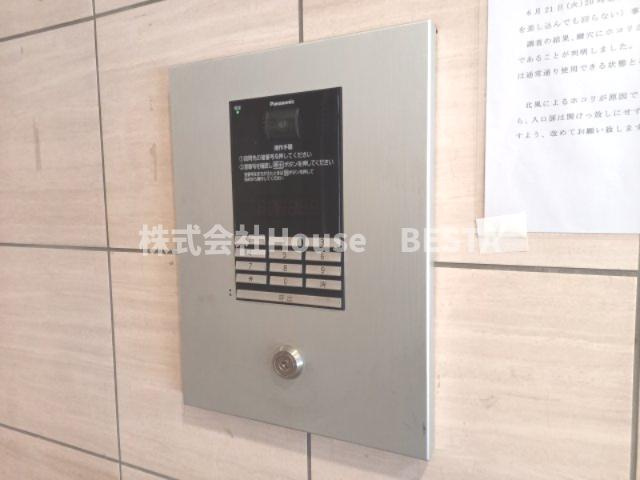 パルシオ三宮フラワーロードのエントランス