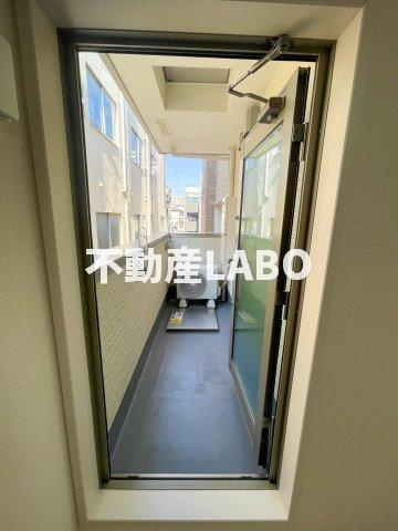 フジパレス今川駅東Ⅱ番館のバルコニー