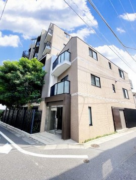 【外観】 | デュフレ荻窪 | 鉄筋コンクリート造のがっちりとした建物。