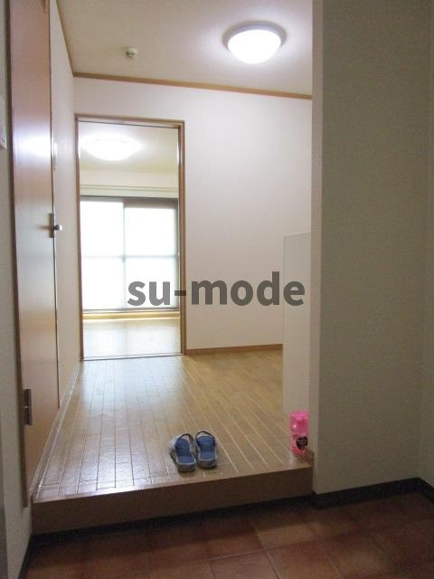 第9薩摩マンションの玄関