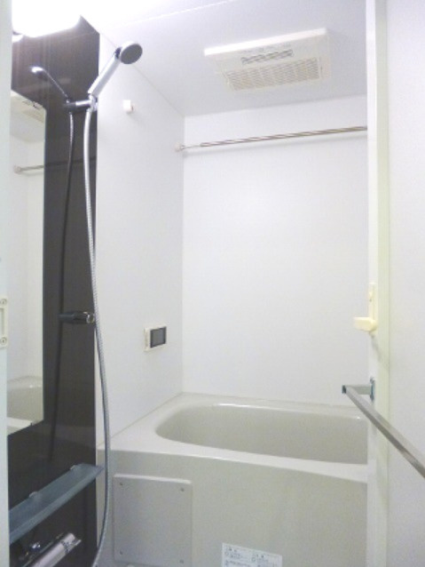 Urbanex秋葉原EASTの浴室|浴室ＴＶ、追焚、浴室換気乾燥機
