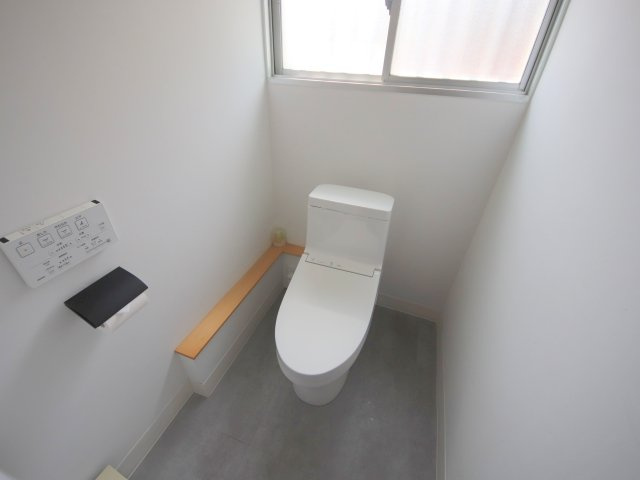 サンアイビルテナントのトイレ