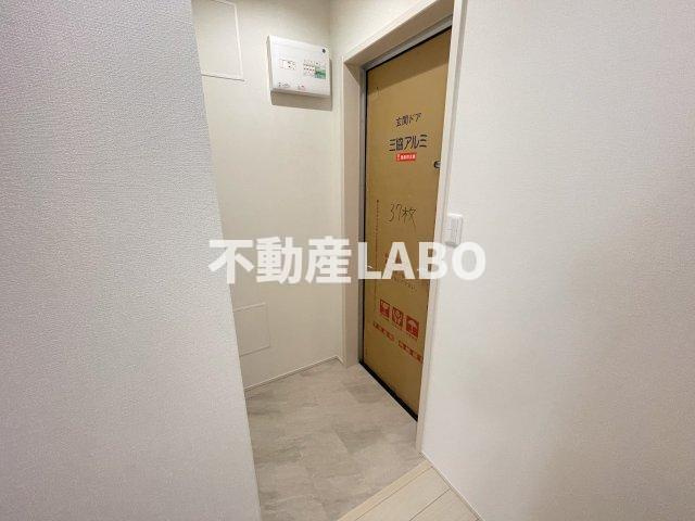 フジパレス住吉長居Ⅰ番館の玄関