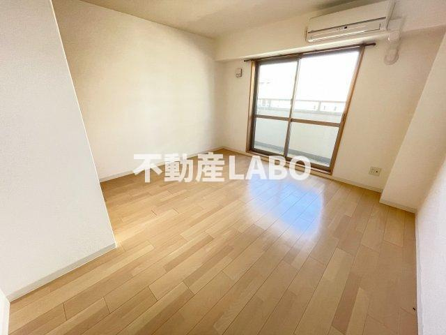 ラ・フォンテ中野の居間・リビング