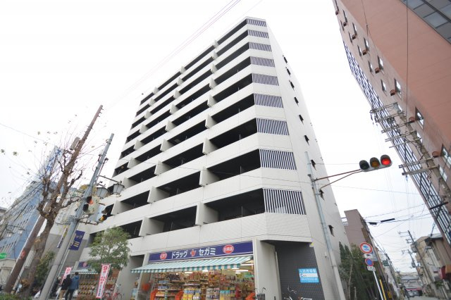 グラート西田辺の外観