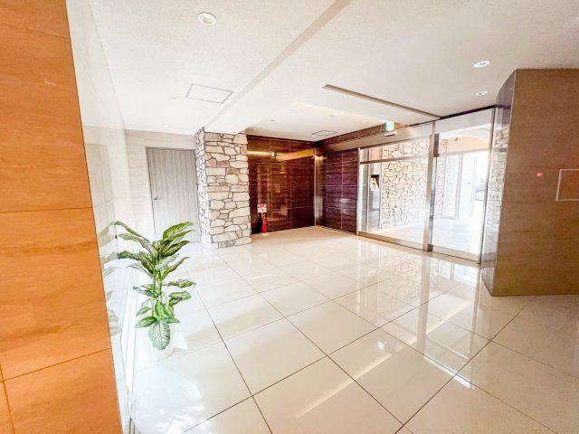 ウエンズ勝山のロビー