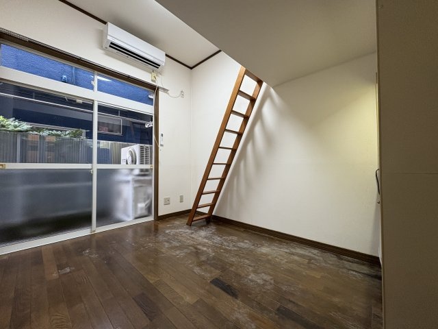 グレイスハイム久米川の洋室|※205号室の写真を使用しています。