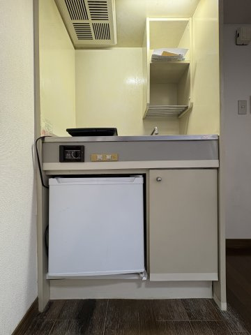 グレイスハイム久米川のキッチン|ミニ冷蔵庫