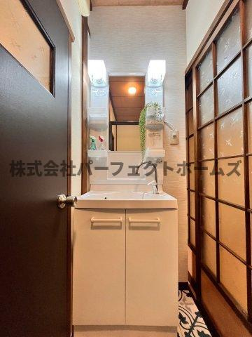 招提南町3丁目戸建　賃貸の独立洗面台|独立洗面化粧台付き