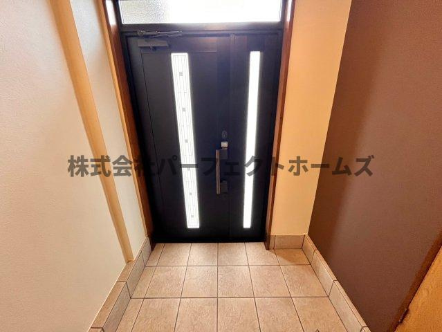 招提南町3丁目戸建　賃貸の玄関|きれいな玄関です