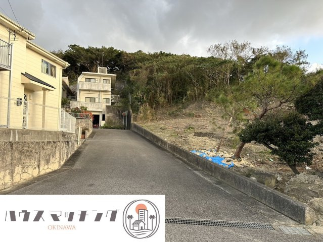 島尻郡八重瀬町字東風平の売地の周辺|要農地転用、要開発許可、要試掘（試掘の費用は行政負担）詳しくは担当までお問合せください：2024年10月撮影